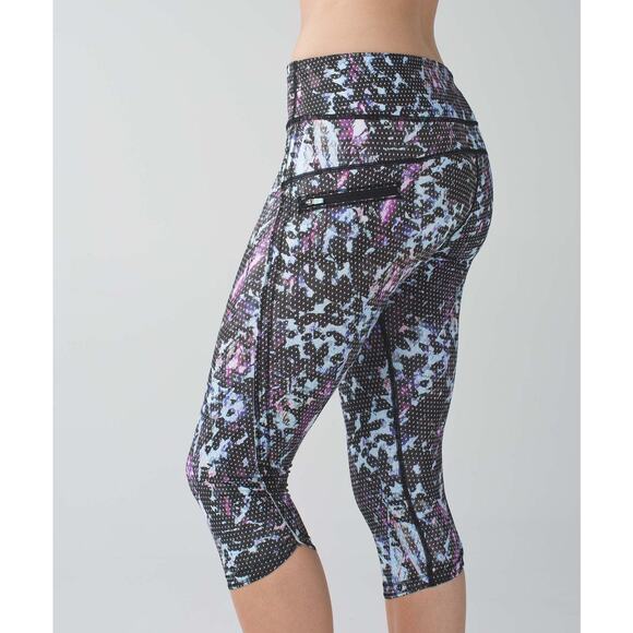 Lululemon Run: Top Speed Full-On Luxtreme Abstract Polka Dot Crop Leggings Sz 6 - Picture 7 of 9